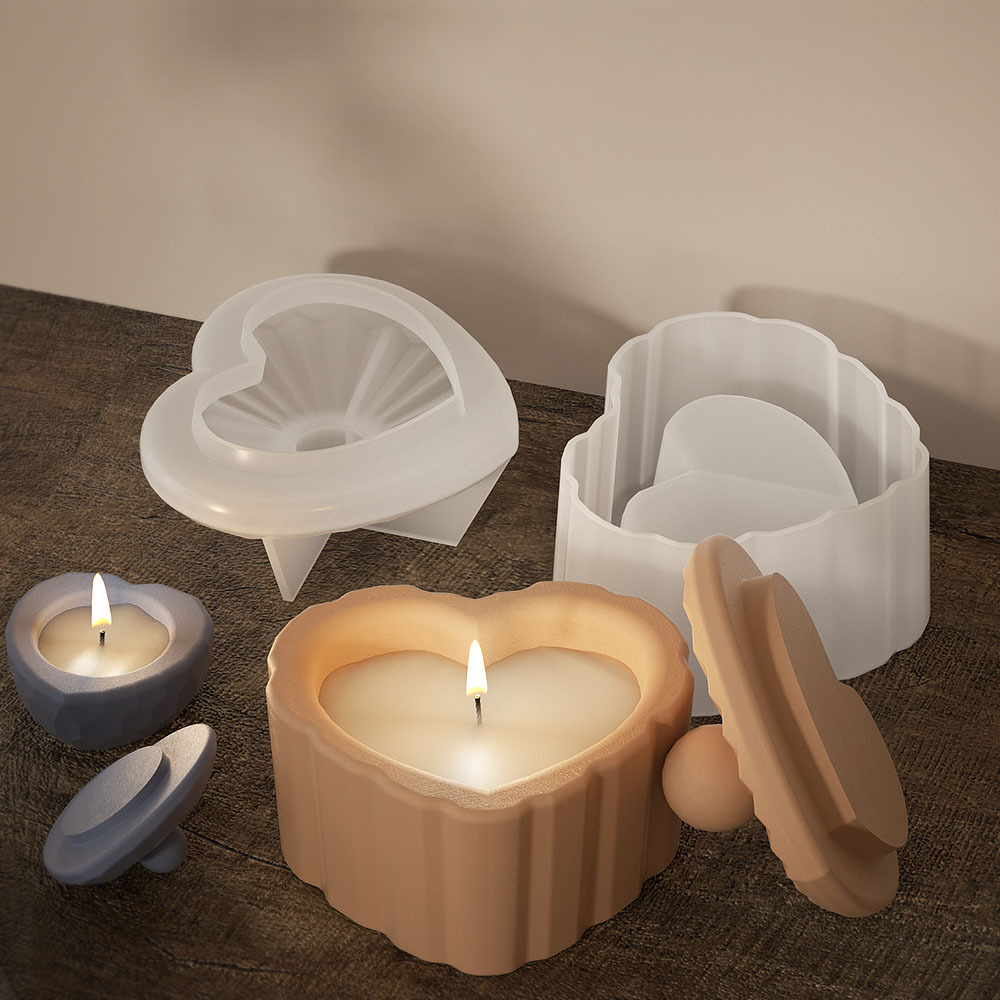 Strip Love Shape Candlestick M - مراجعة Ceramic Candle Vessel وسعره